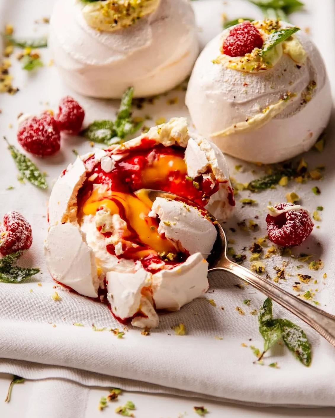 Pavlova Recipe: The Complete Guide to Perfect Meringue Dessert