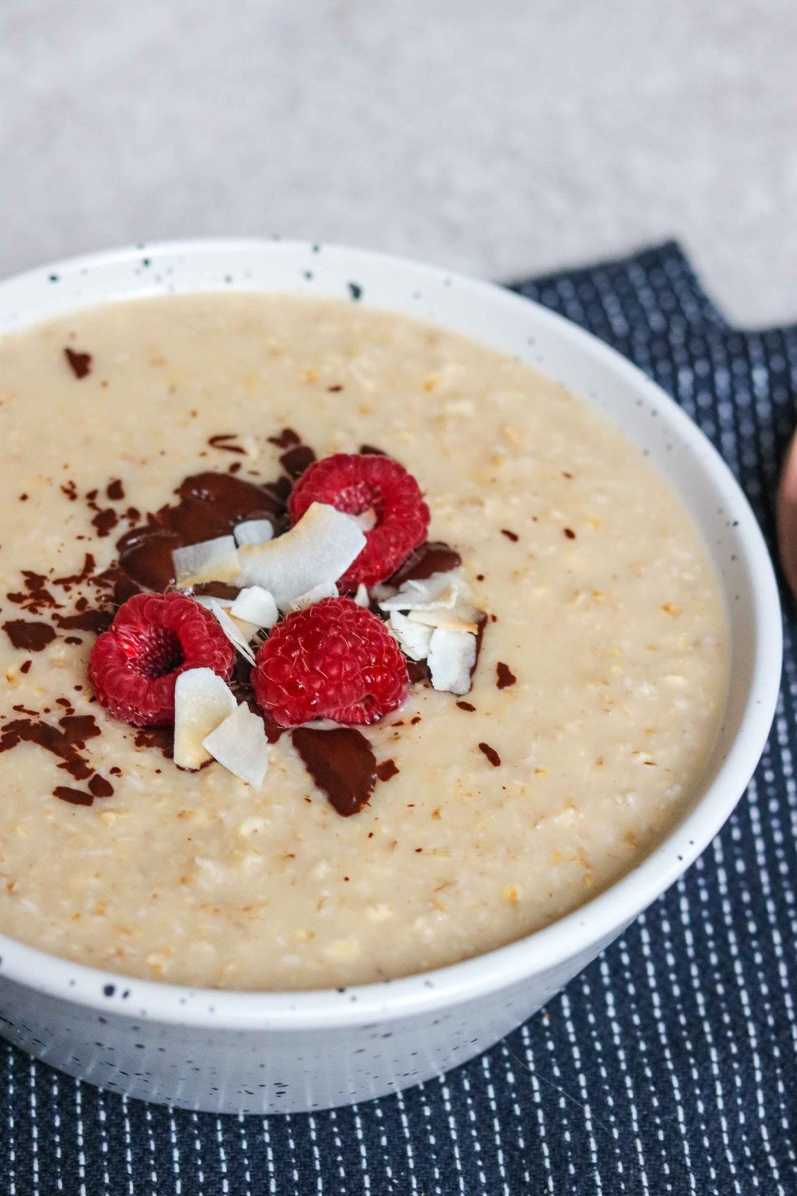 Bounty Oats With Dark Chocolate