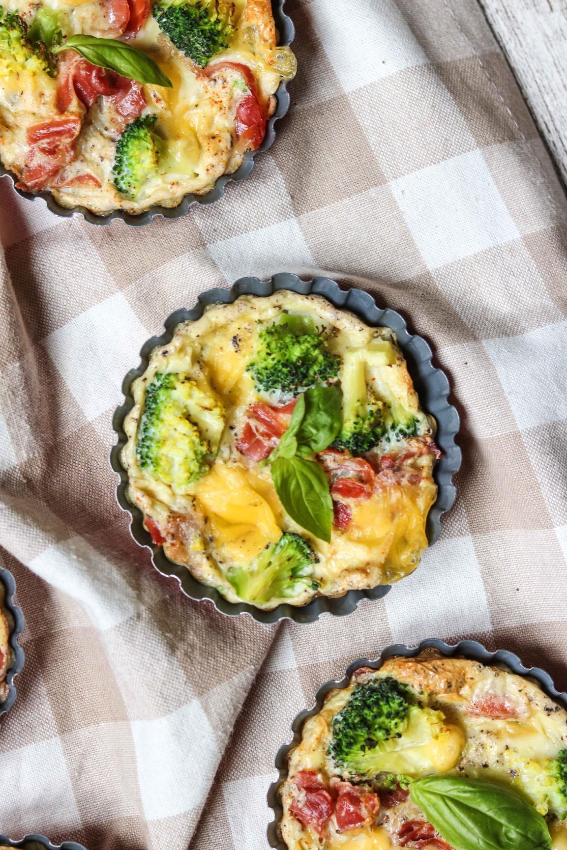 Egg Broccoli & Ham Muffins
