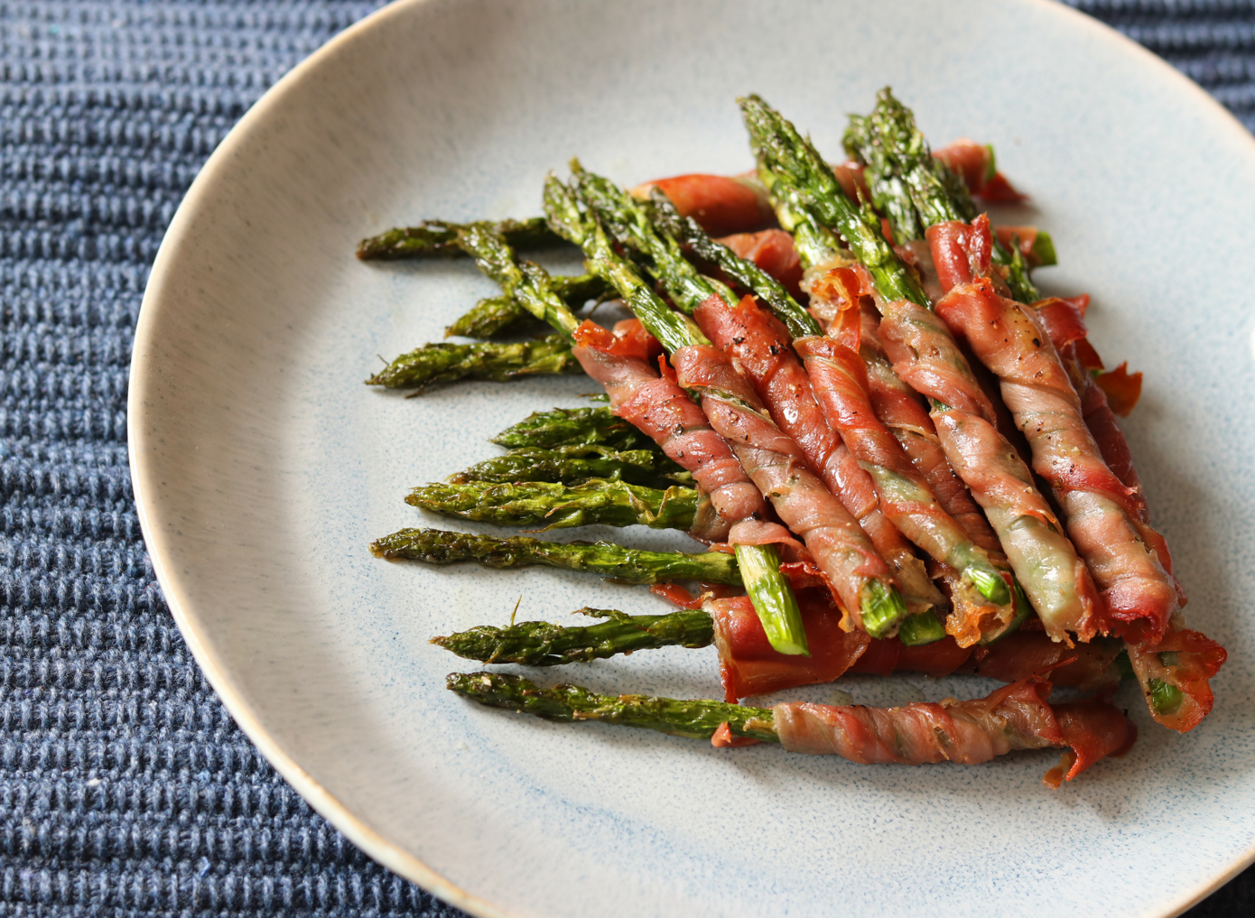 Prosciutto-Wrapped Asparagus