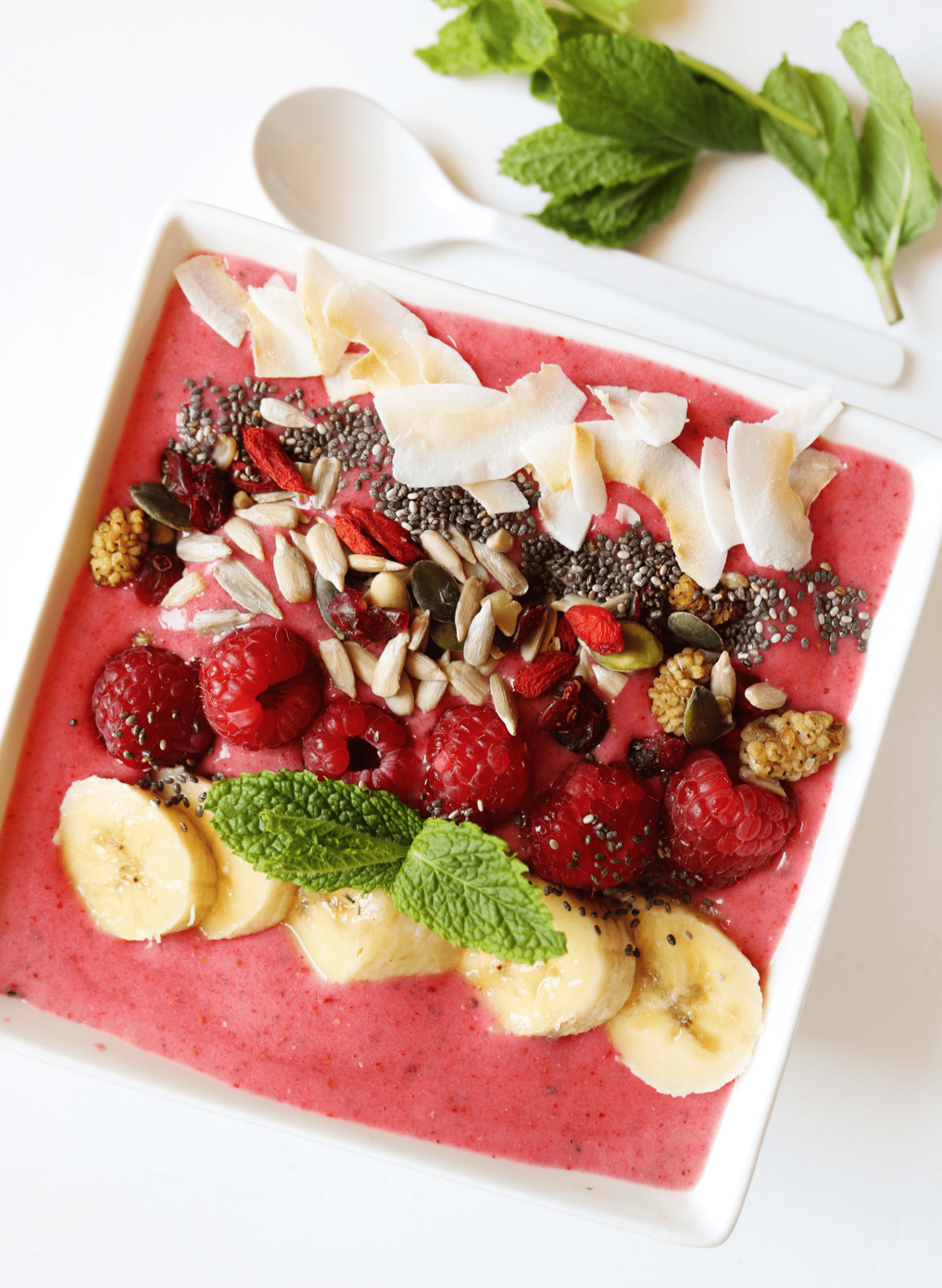 Raspberry Smoothie Bowl